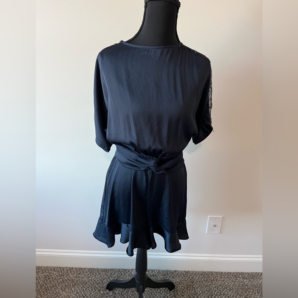 NWT Zara Navy Romper with Twist waist, lace sleeve details and open back